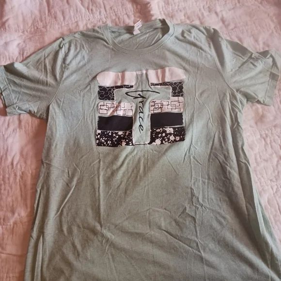 3 Christian Womans Tees XL Bella+Canvas Green Purple Gray Everyday Wear🙏 - Picture 3 of 16